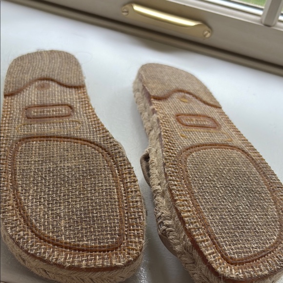 Everlane Tan Espadrille Shoes with Jute Sole - Picture 2 of 4